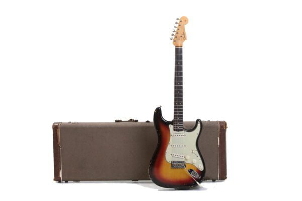 1964 Fender Stratocaster - Sunburst 1 1964 Fender Stratocaster