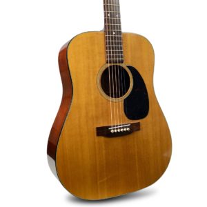 Vintage Acoustic Guitars 9