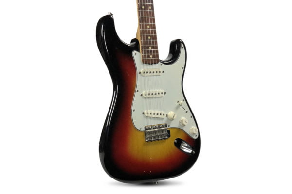 1963 Fender Stratocaster In Sunburst 1 1963 Fender Stratocaster