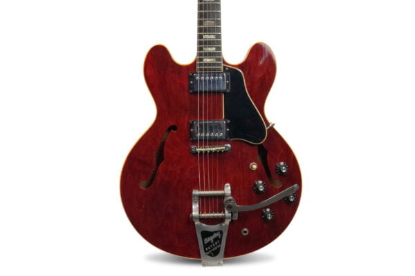 1967 Gibson Es-335 Tdc - Cherry - Factory Bigsby 1 1967 Gibson Es-335