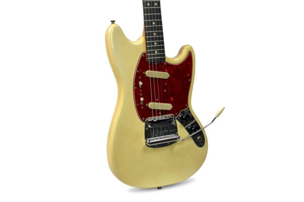1966 Fender Mustang In Olympic White 1 1966 Fender Mustang