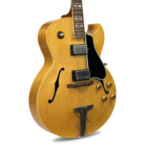 Vintage Gibson Guitars 1