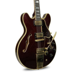 Vintage Gibson Guitars 11
