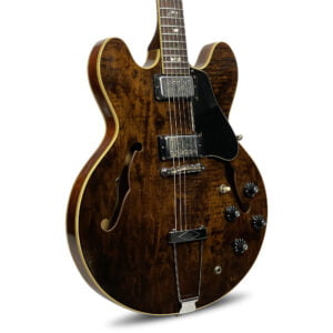 Vintage Gibson Guitars 4