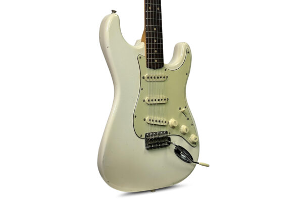 1962 Fender Stratocaster - Olympic White 1 1962 Fender Stratocaster