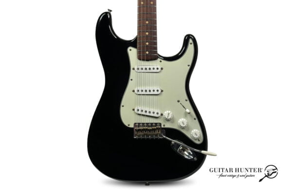 1963 Fender Stratocaster - Black 1 1963 Fender Stratocaster
