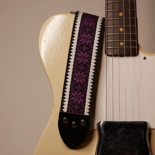 Tom'S Vintage Straps - Purple 'Poinsettia' Guitar/Bass Hippie Strap 1 Tom'S Vintage Straps