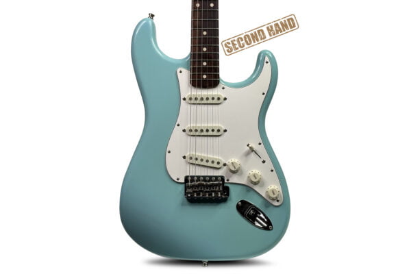 Fender Custom Shop Post Modern Stratocaster Nos - Daphne Blue 1 Fender Custom Shop