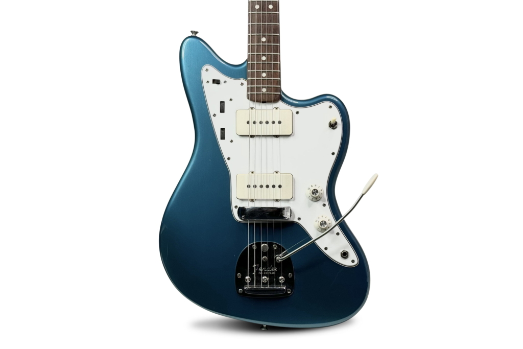 1965 Fender Jazzmaster - Lake Placid Blue 1 1965 Fender Jazzmaster