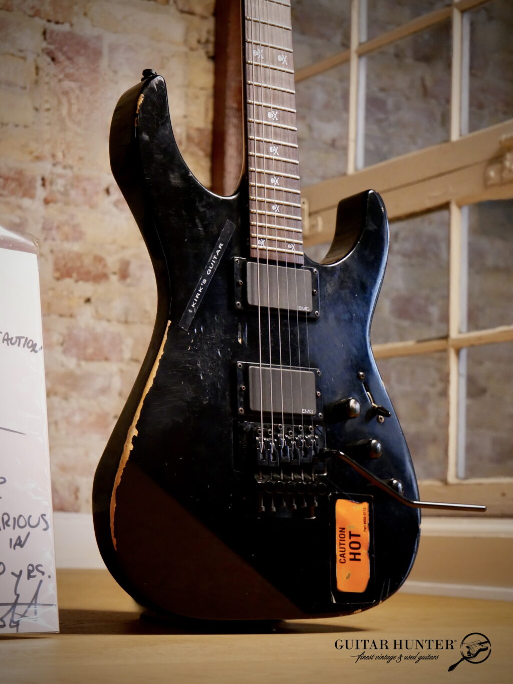 Esp Scully / Caution - Owned By Kirk Hammett 1 Esp Scully / Caution