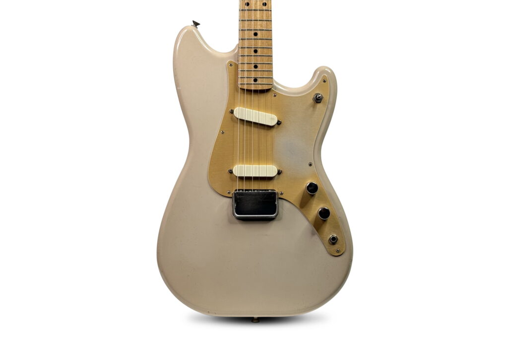 1957 Fender Duo Sonic - Desert Sand 1 Fender Duo Sonic