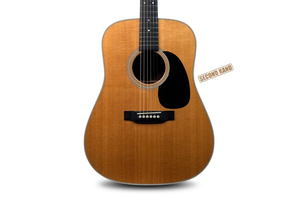 Martin D-28 - Natural 1 Martin D-28