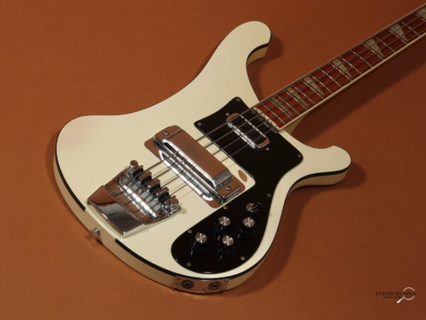 1976 Rickenbacker 4001 - White